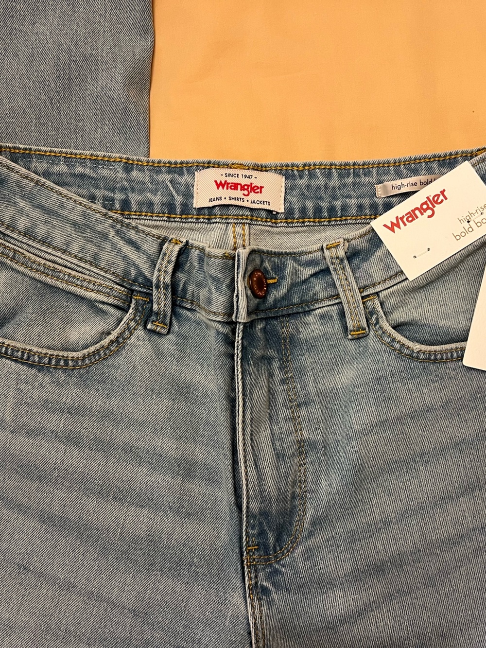 Wrangler Women's Bold Boot High-Rise Light Wash Blue Jeans